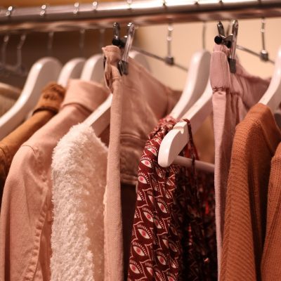 clothes-g65ef6de1f_1920